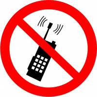 Знаки запрещающие — Запрещающий знак Р18 &quot;Запрещается пользоваться мобильным (сотовым) телефоном или переносной рацией&quot; — фото