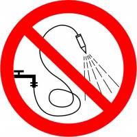 Знаки запрещающие — Запрещающий знак Р17 &quot;Запрещается разбрызгивать воду&quot; — фото